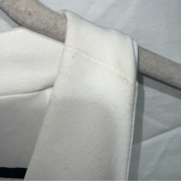 Xscape Tulip Hem Sleeveless Crepe Gown - Picture 7 of 8